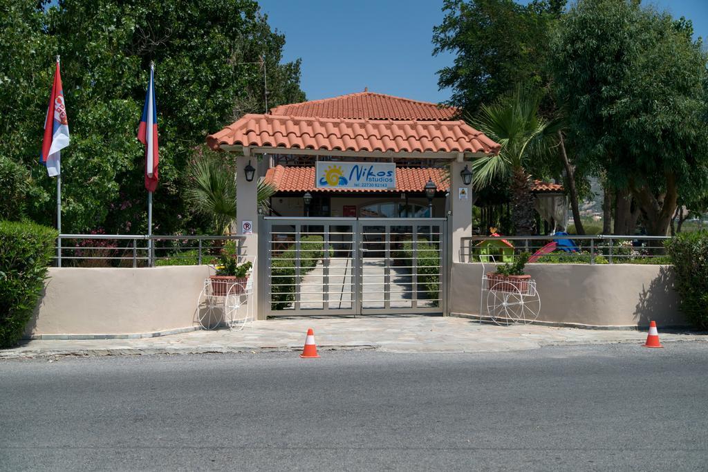 Studio Nikos Pythagóreion Exteriör bild